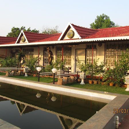 Sona Villa, The Lake Chalet Kudal  Экстерьер фото