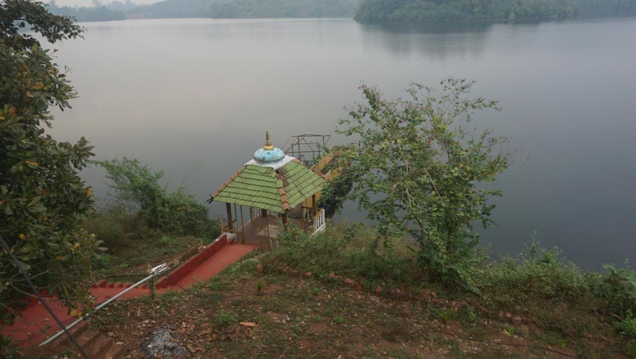 Sona Villa, The Lake Chalet Kudal  Экстерьер фото