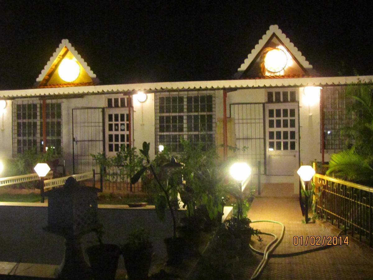 Sona Villa, The Lake Chalet Kudal  Экстерьер фото